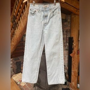 Levi’s Ribcage Straight Jeans